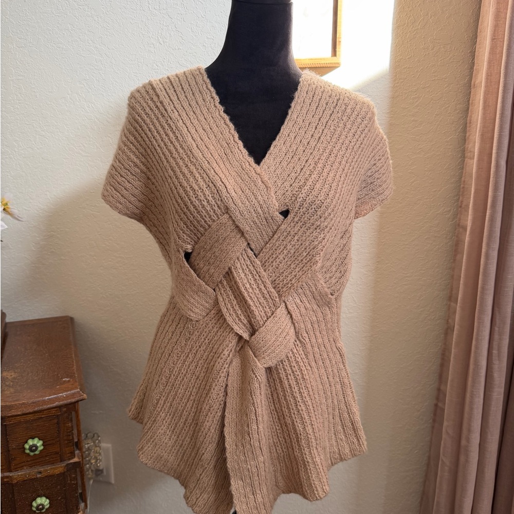 Elegant V-Neck Knit Sweater in Tan